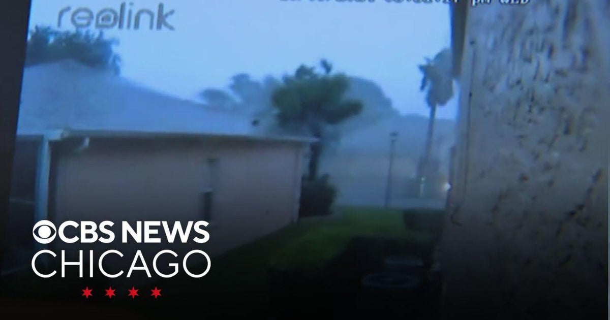 Family forced to split up during Hurricane Milton in Florida - CBS Chicago