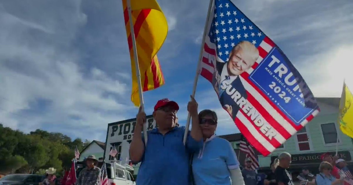 Trump supporters rally to welcome JD Vance to Woodside for 