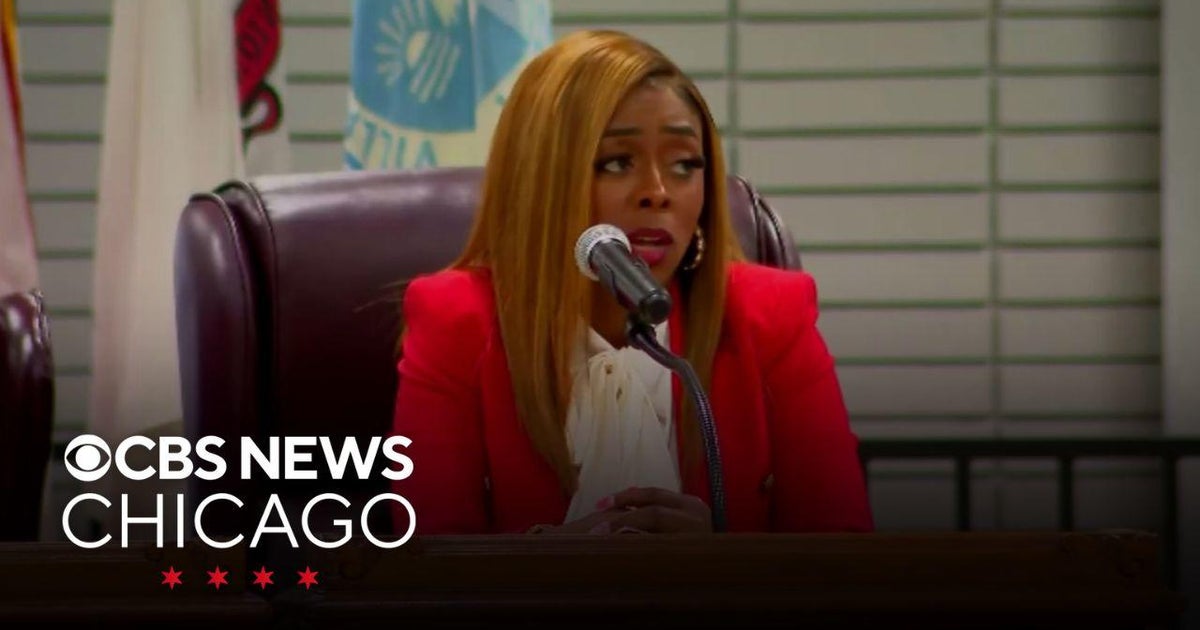 Dolton mayor sues some trustees over village board meeting - CBS Chicago