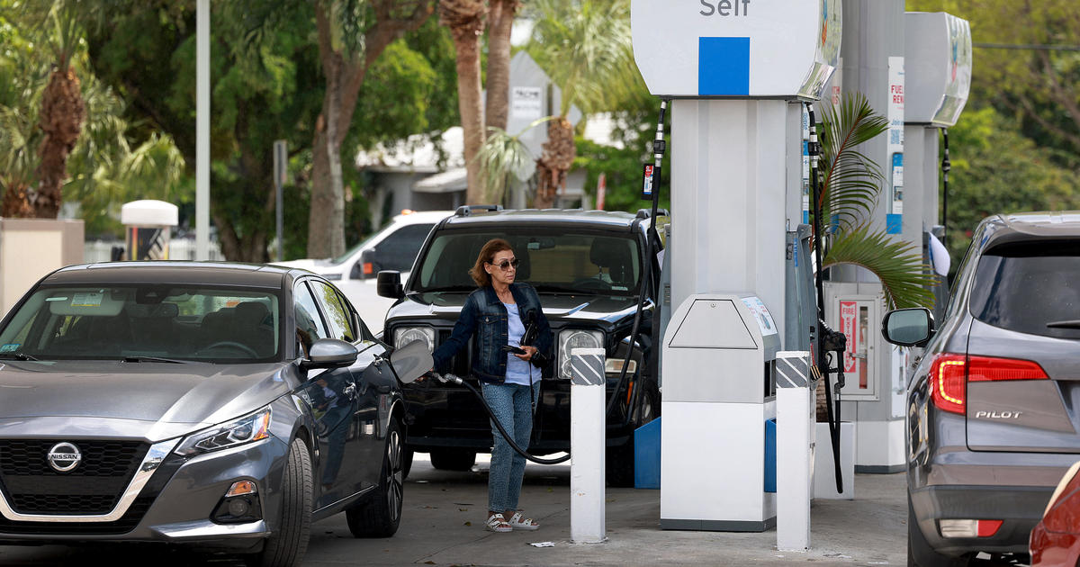 Des milliers de stations-service en Floride sont à court de carburant. Voici combien de temps un réapprovisionnement peut prendre.