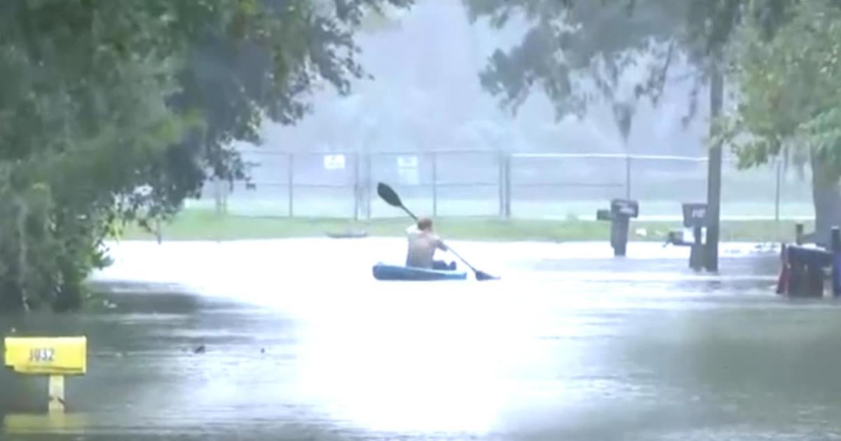 On-the-ground look at Orlando flooding, damage