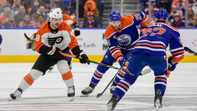 Philadelphia Flyers v Edmonton Oilers 