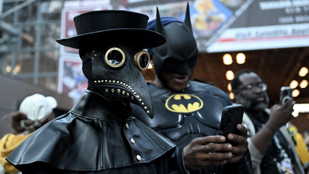 Cosplayers flock to New York Comic Con 2024. See photos. 