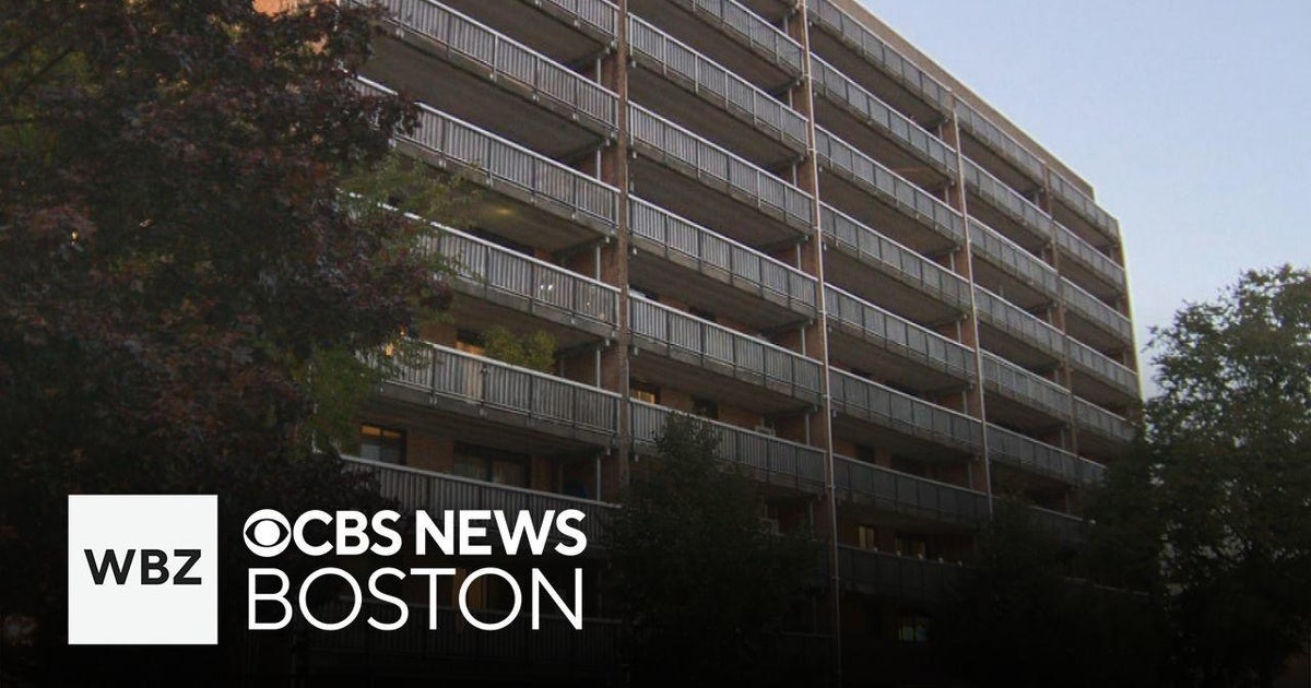 Father arrested in child's death in Worcester - CBS Boston