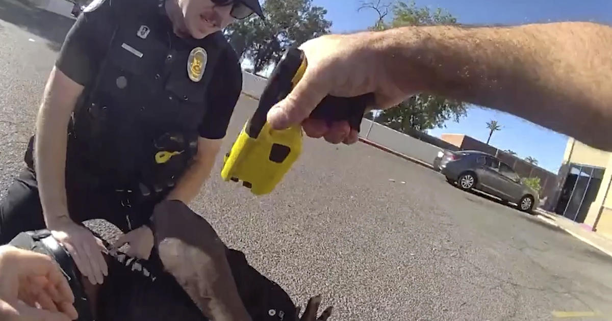 Charges dropped against Tyron McAlpin, deaf Black man with cerebral palsy whose Phoenix arrest video prompted outrage