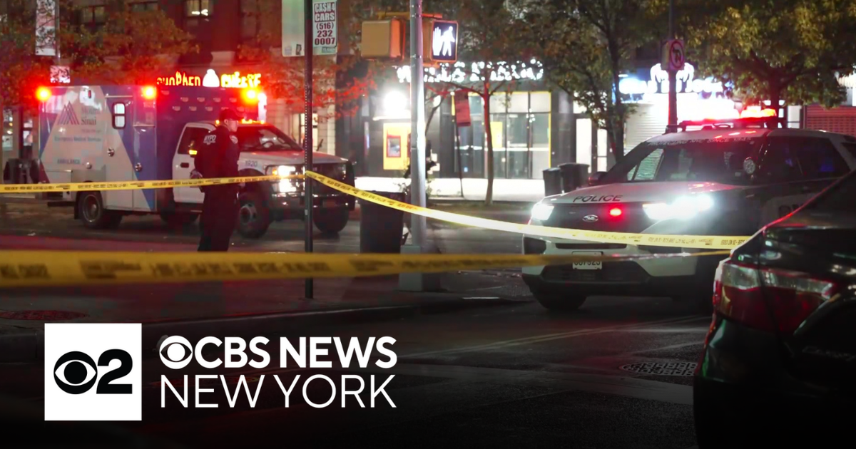 Teen shot and killed overnight in Harlem - CBS New York