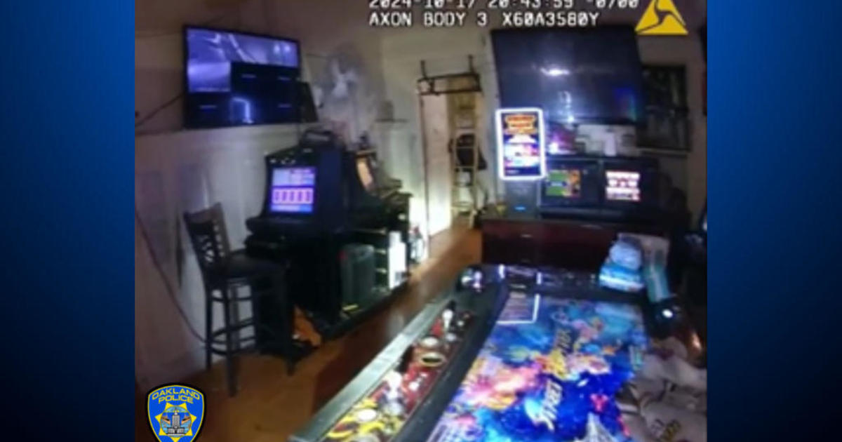 4 arrested after illegal casino busted in East Oakland neighborhood