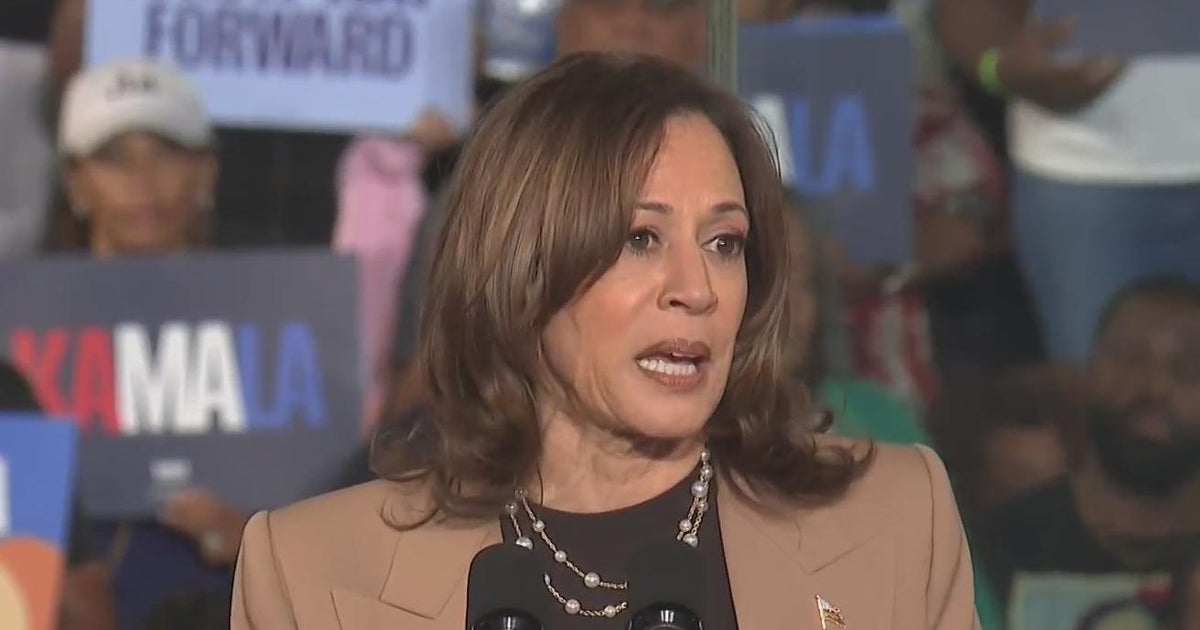 Both presidential candidates hit Texas for campaign events - CBS San ...