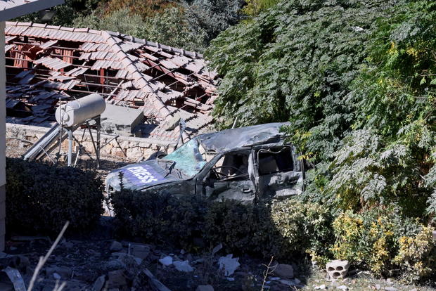 Israeli strike targets hotel housing journalists south of Lebanon, killing 3 