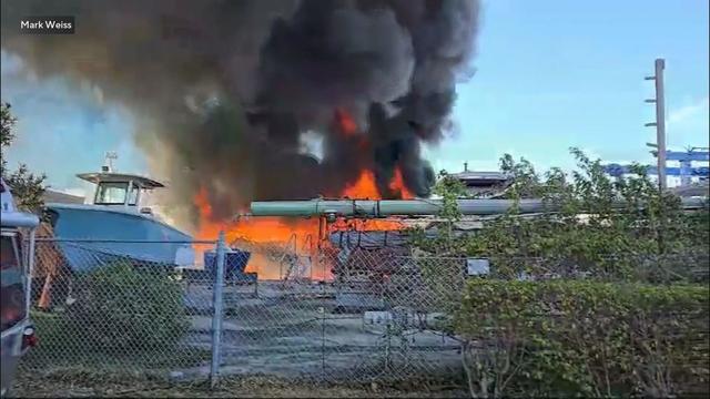 dania-beach-boat-fire-10-26-2024.jpg 