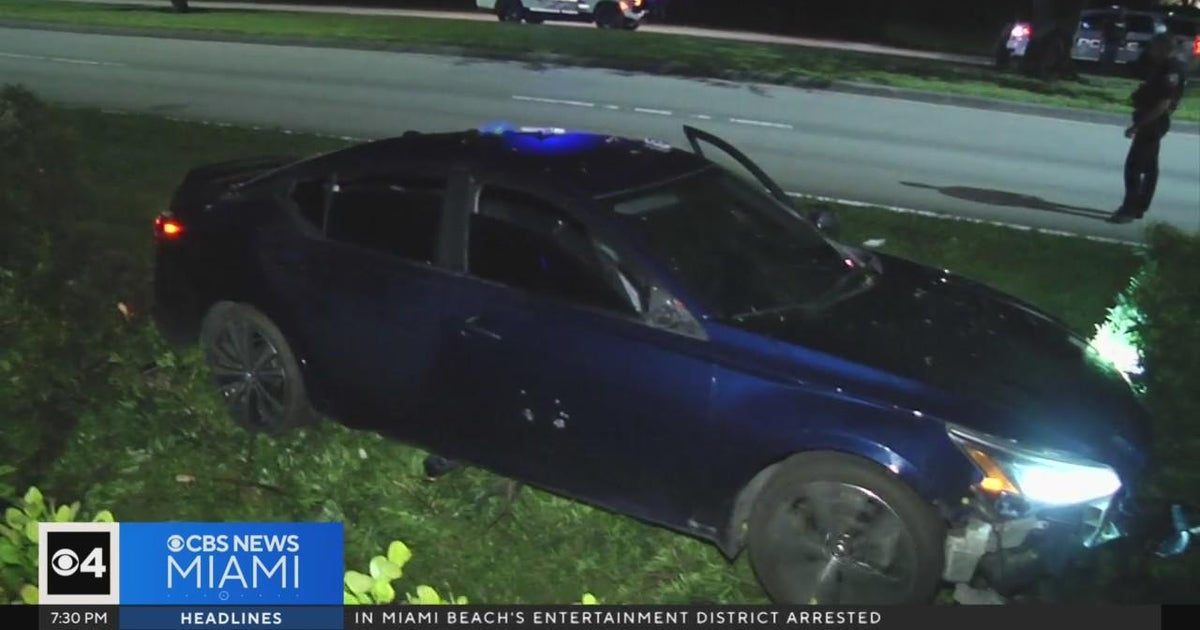 Man fatally shot in Pembroke Pines, police searching for suspect - CBS ...