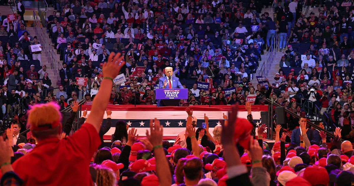 Donald Trump’s rally draws apparent sellout crowd to Madison Square Garden Donald Trump’s rally draws apparent sellout crowd to Madison Square Garden