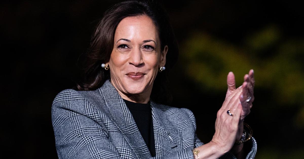 Kamala Harris trying to appeal to young voters in final election push