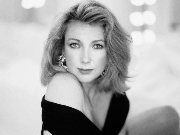 Teri Garr poses for a image successful Los Angeles, California, circa 1983. 