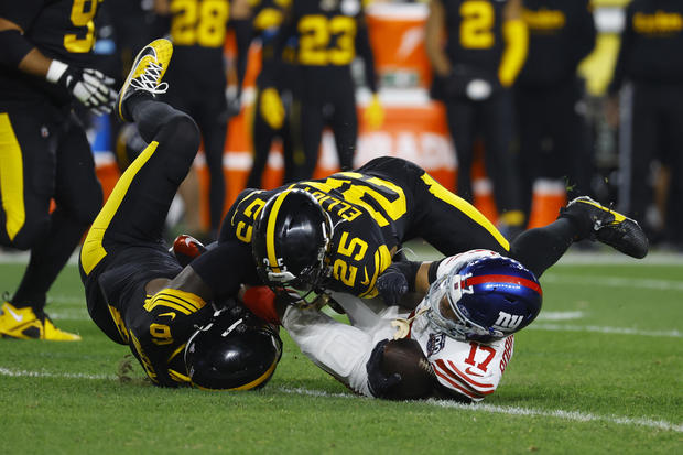 New York Giants v Pittsburgh Steelers 