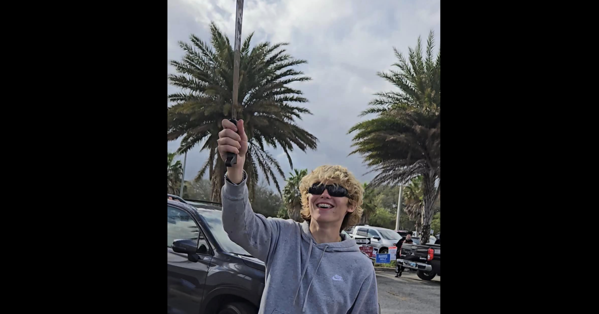 Man brandishes machete with Trump supporters at Florida polling station, police say