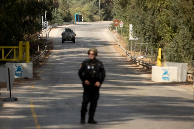 O conflito entre as forças israelenses e o Hezbollah continua