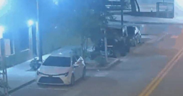 Fort Lauderdale police seek driver involved in fatal striking of man sleeping on street Fort Lauderdale police seek driver involved in fatal striking of man sleeping on street
