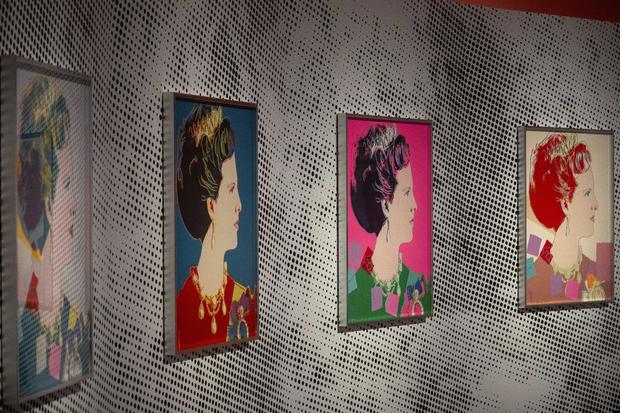 APTOPIX Netherlands Warhol Queens at the Palace 