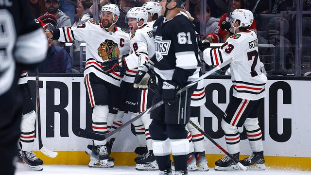 Chicago Blackhawks v Los Angeles Kings