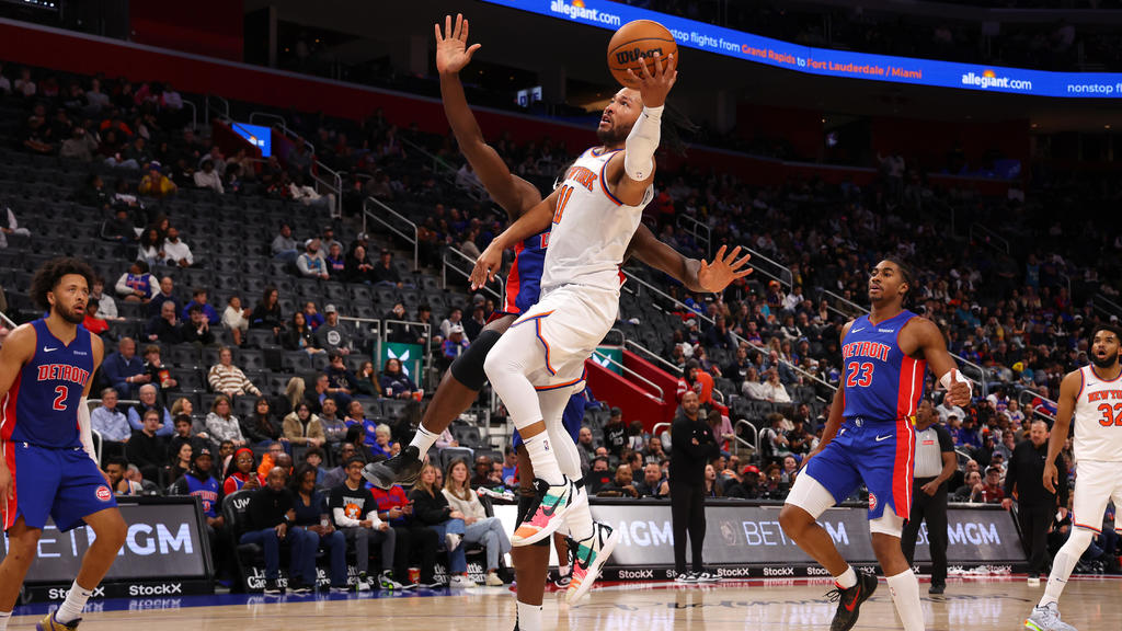 Brunson scores 36, Knicks rout Pistons for 16th straight win over
Detroit