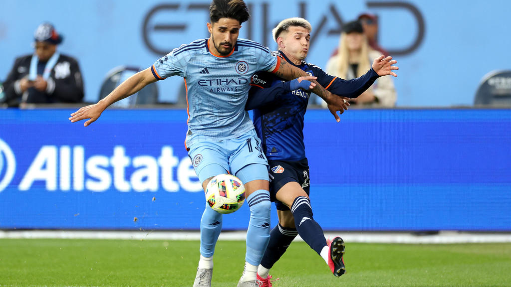 Alonso Martínez, Thiago Martins help NYCFC force deciding match with
3-1 victory over Cincinnati