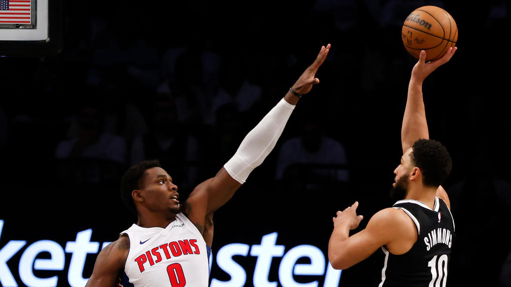 Pistons put 6 in double figures, pull away from Nets