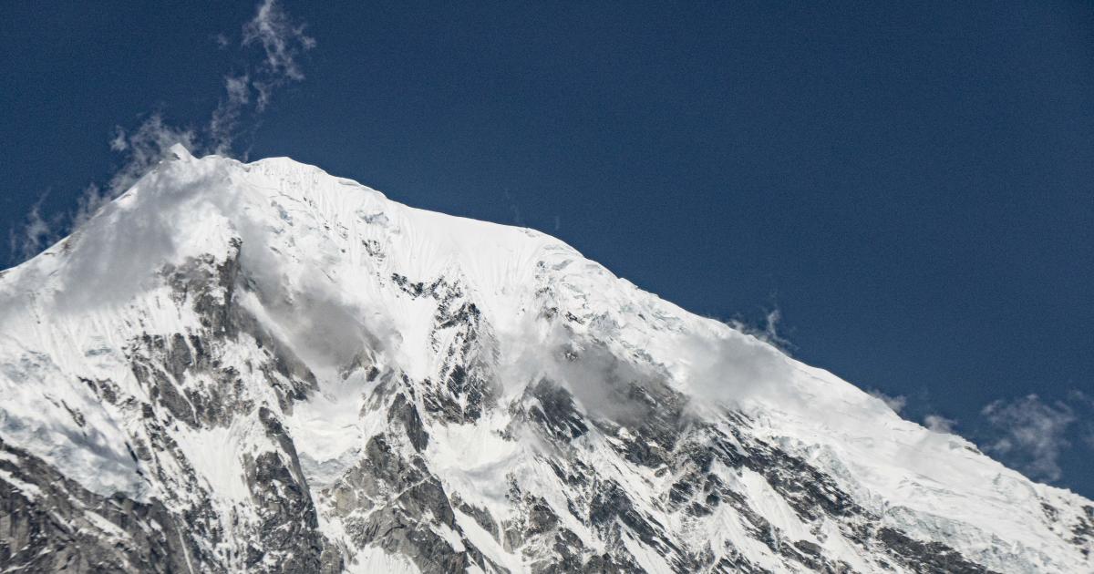 Best mountaineer dies on Nepal height after making ancient ascent; mountain climbing spouse says he fell into