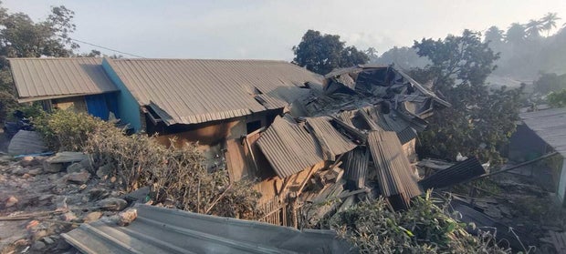 Nove pessoas morrem após a erupção de um vulcão na ilha de Flores, na Indonésia