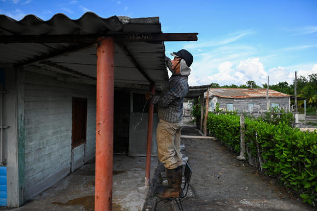 CUBA-WEATHER-STORM-RAFAEL 