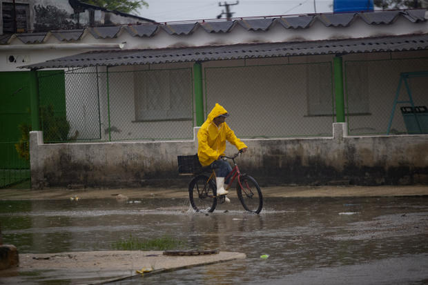 Evacuation of people due to Hurricane Rafael in Cuba 