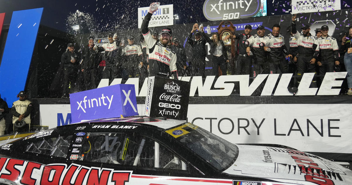 NASCAR dishes out 0,000 in fines, suspends 9 over race manipulation