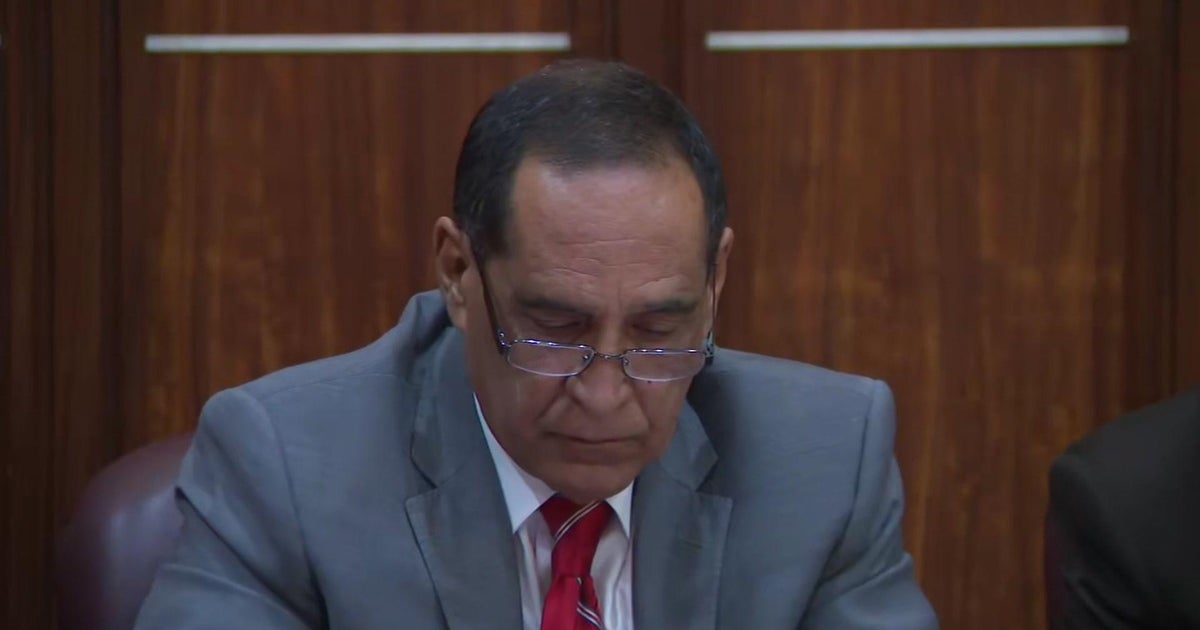 Jury returns 2 guilty verdicts in corruption trial of ex-Miami-Dade Commissioner Joe Martinez Jury returns 2 guilty verdicts in corruption trial of ex-Miami-Dade Commissioner Joe Martinez