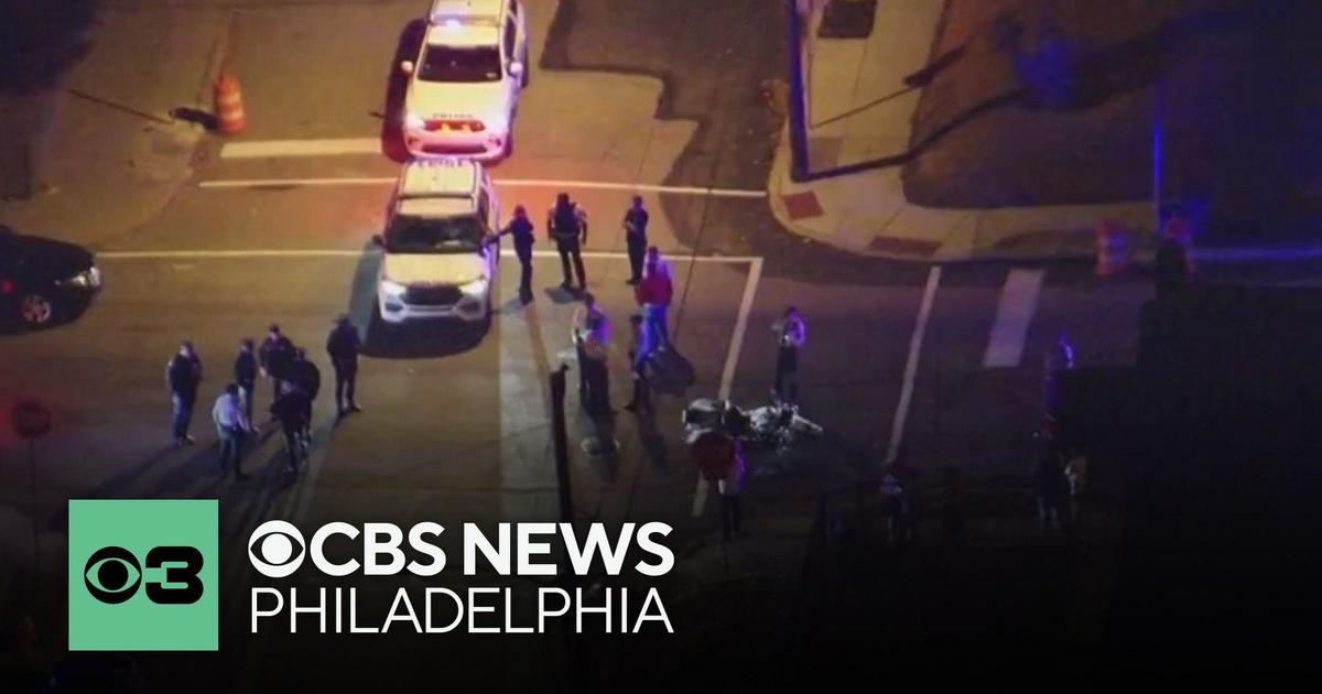 Philadelphia highway patrol officer injured in crash; suspect in custody