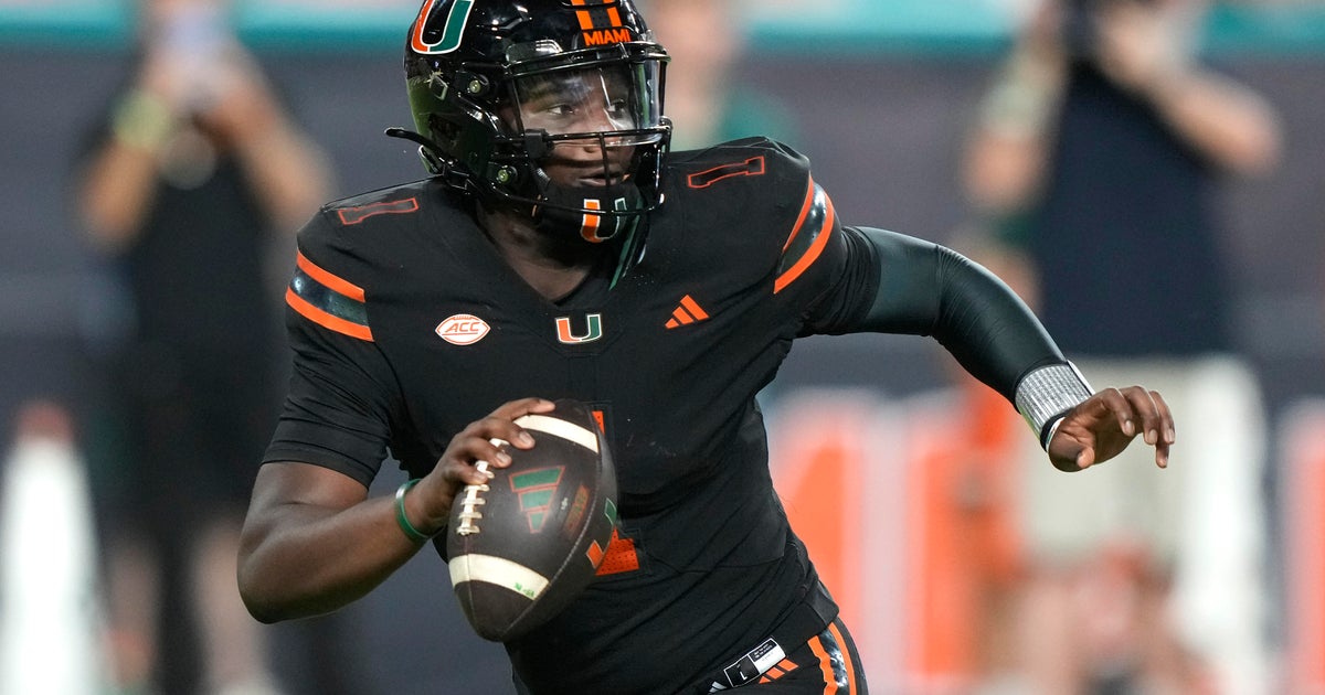 Miami’s Cam Ward sets school record with his 30th TD pass of the season Miami’s Cam Ward sets school record with his 30th TD pass of the season