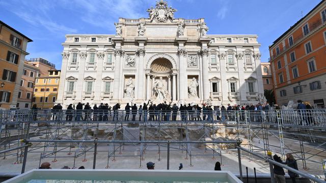 ITALY-HERITAGE-TOURISM-ARCHITECTURE-TREVI FOUNTAIN 