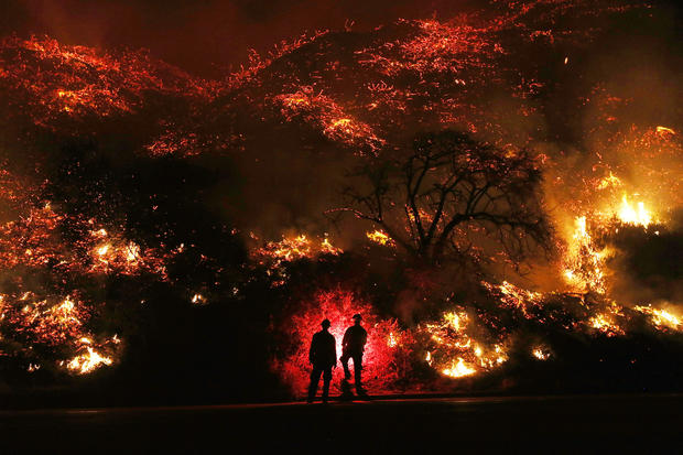 Southern California Wildfires Forces Thousands to Evacuate 