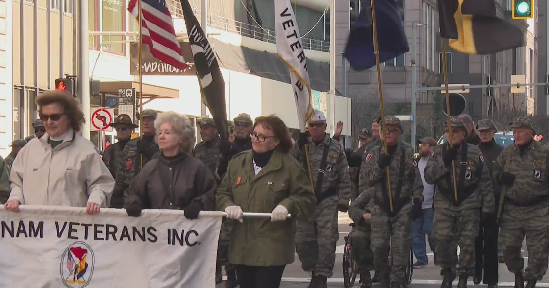 Pittsburgh pays homage to all veterans with 105th Veterans Day parade CBS Pittsburgh