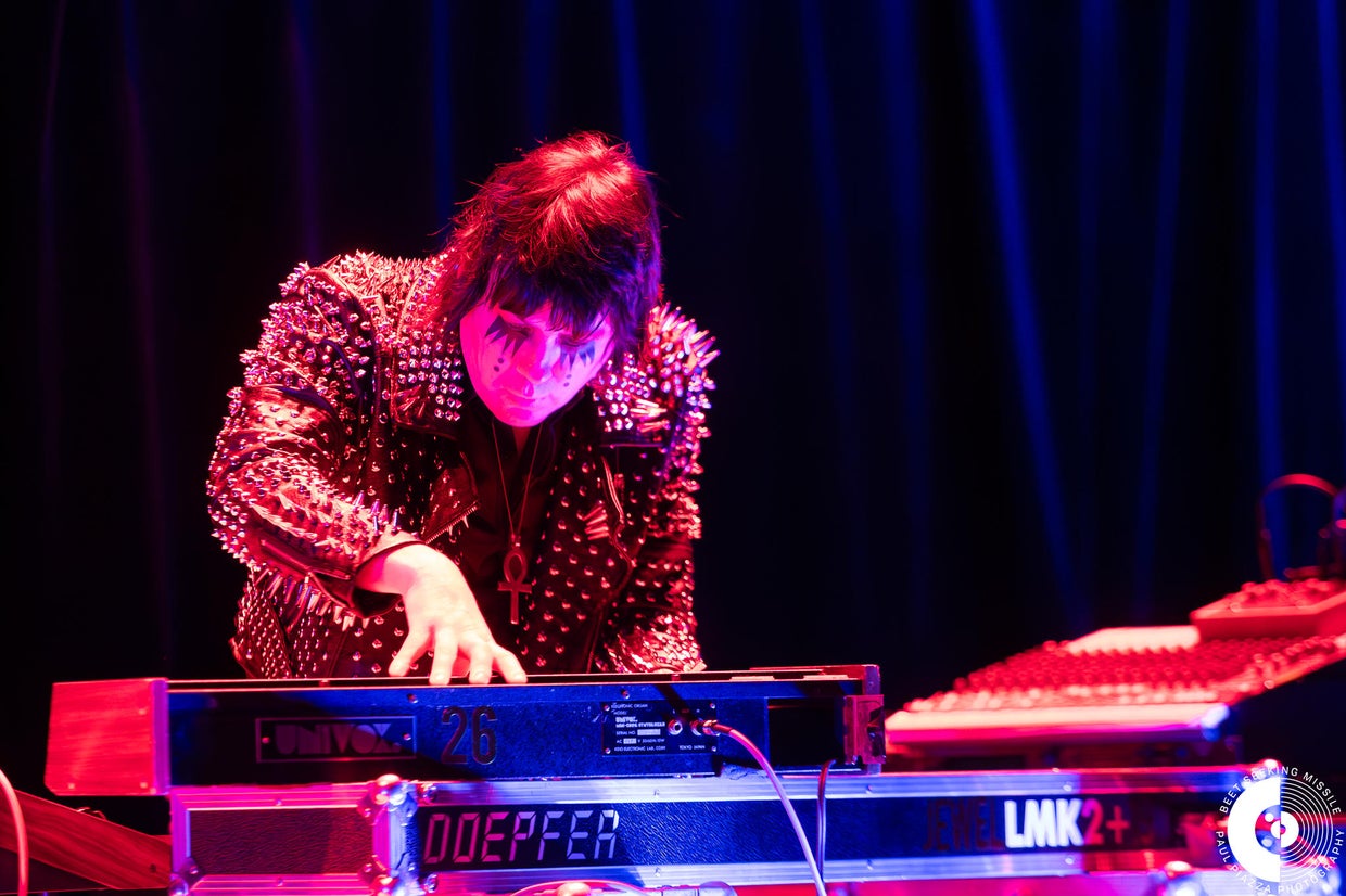 Danny Elfman performs at the Shoreline Amphitheatre