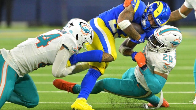 Dolphins Rams Football