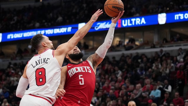 Houston Rockets v Chicago Bulls