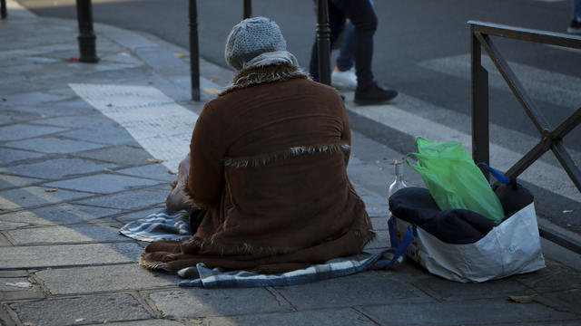 Homelessness issue in Paris 