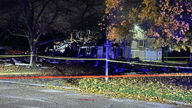 orion-township-condo-explosion.jpg 