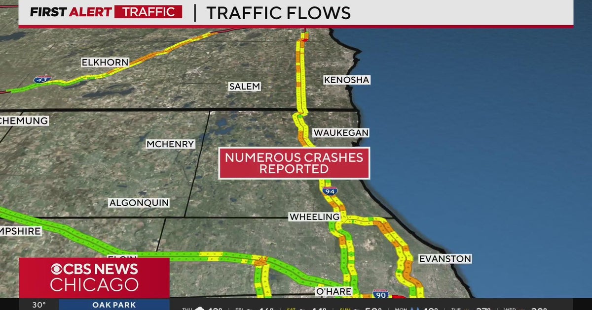 Numerous crashes reported as snow arrives in Chicago - CBS Chicago