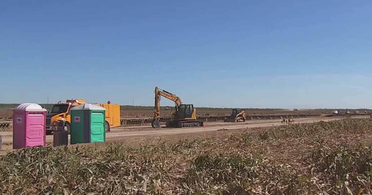 Texas set to begin construction on border wall in Rio Grande Valley ...