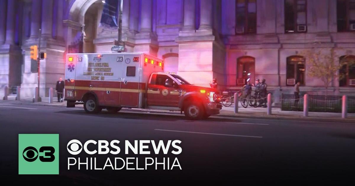 Two injured in crash near Philadelphia City Hall, driver arrested, police say