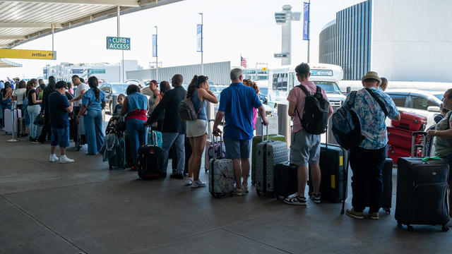 Record Travel Expected Over Fourth Of July Week 