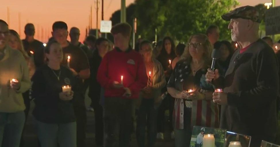 Vigil held for PBSO deputies killed in crash - CBS Miami