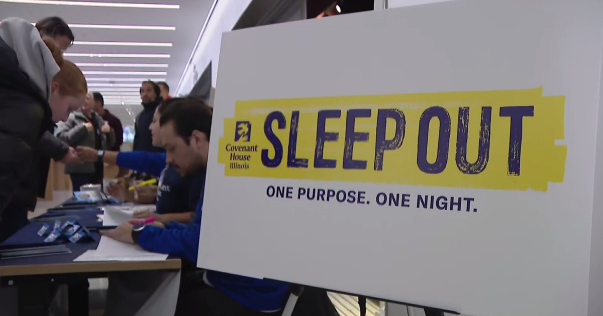 Chicago Sleep Out Raises Funds for Homeless Youth