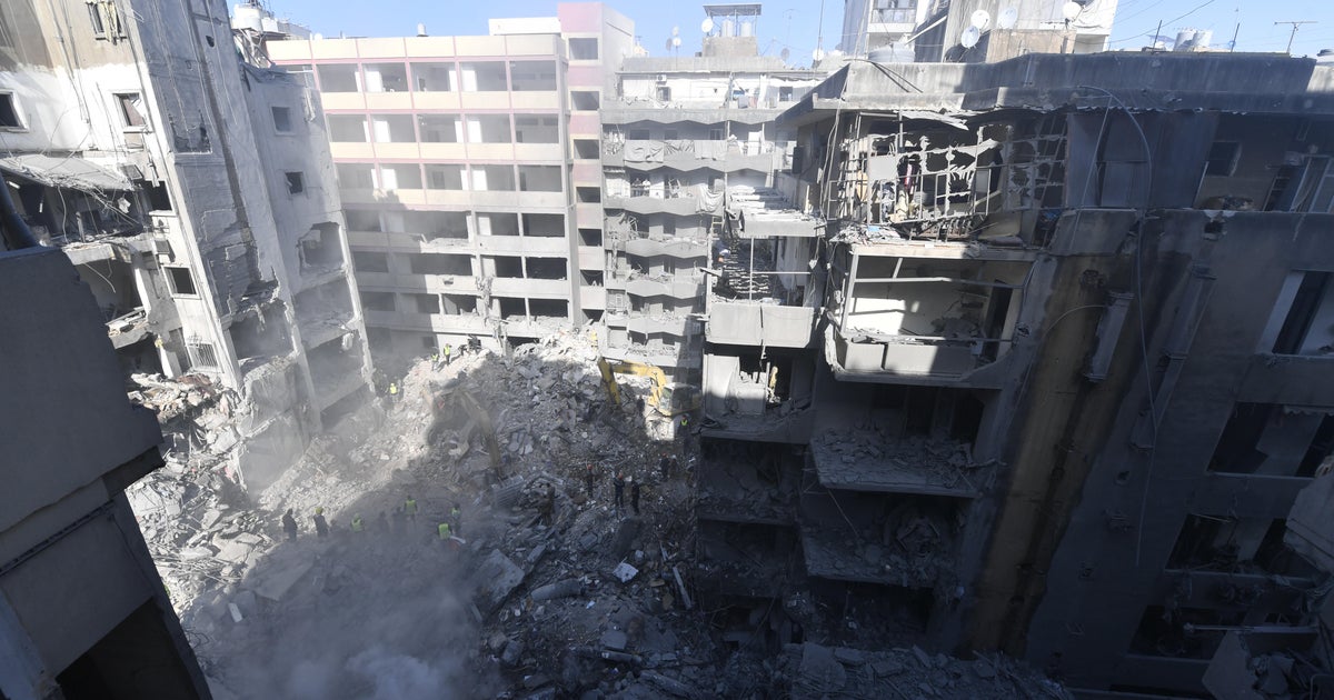 Diplomatlar ateşkes için bastırırken İsrail hava saldırıları Beyrut'ta en az 20 kişiyi öldürdü